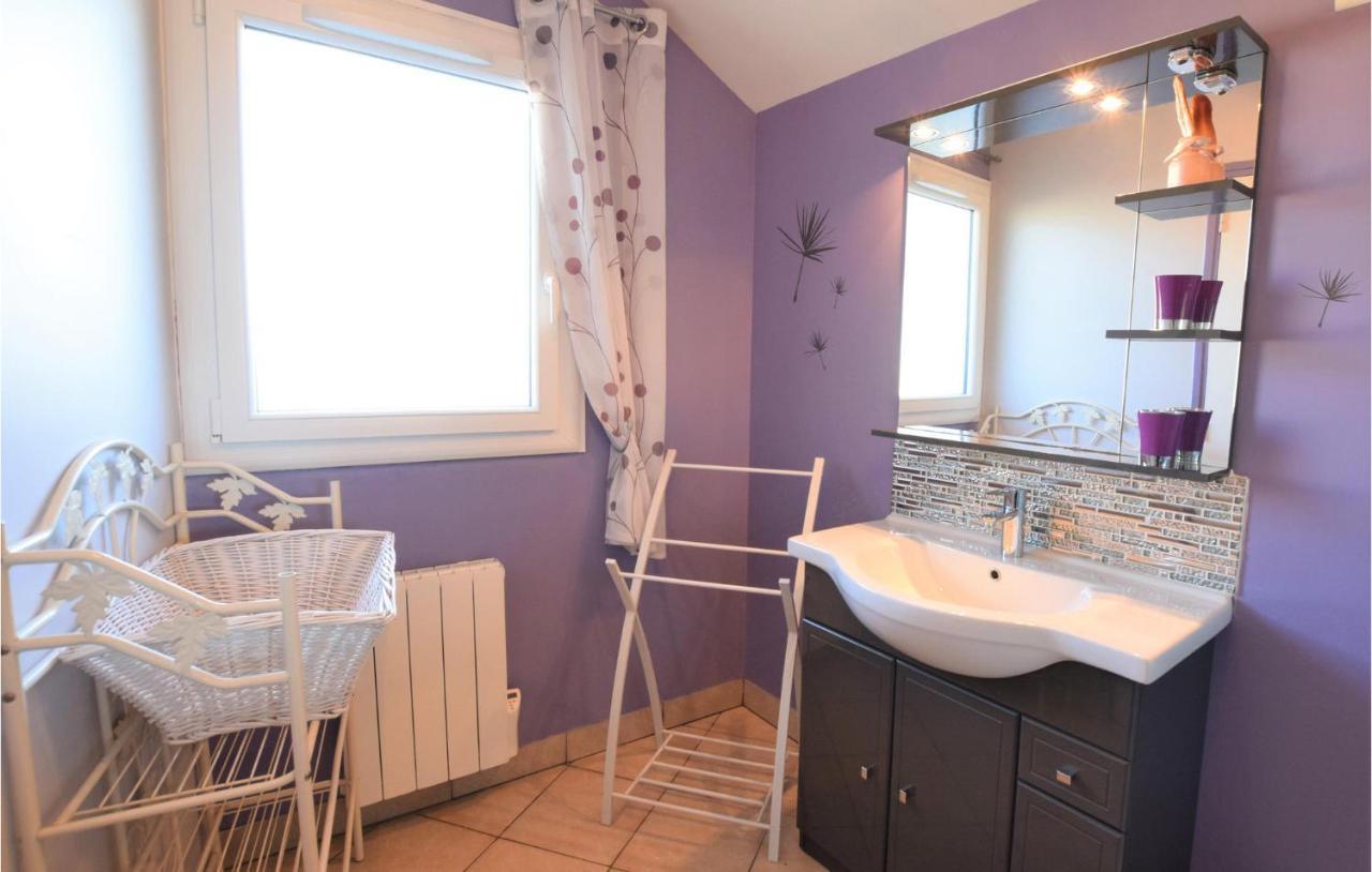 Awesome Home In Criquetot-Lesneval With Kitchen Extérieur photo